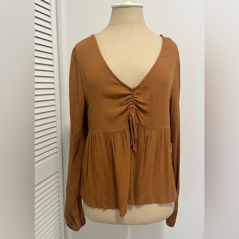 O'Neill Brown V-Neck Ruched Blouse New - Picture 3 of 9